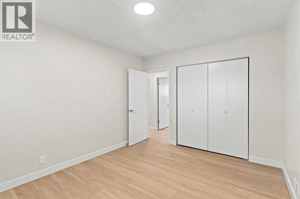 1527 52 Street SE - Image 16