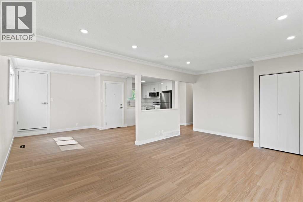 1527 52 Street SE - 6