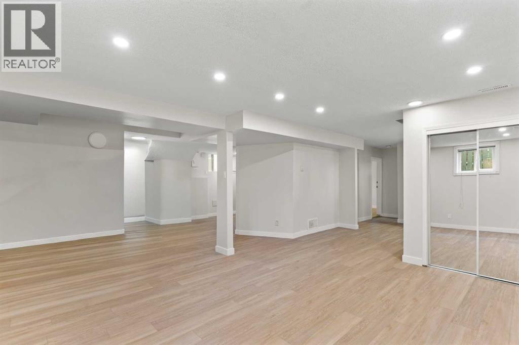 1527 52 Street SE - Image 23