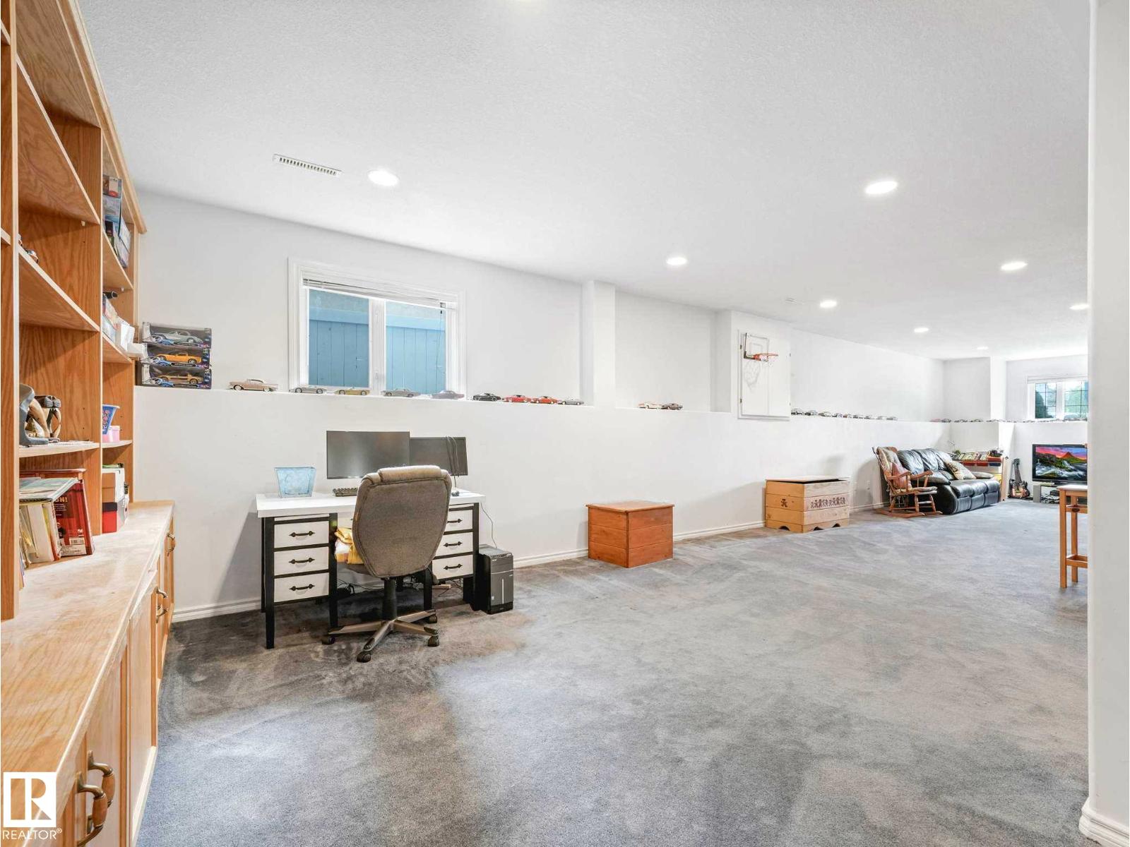 153 KULAWY DR N NW - Image 36