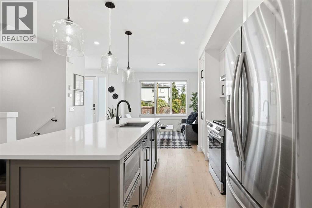 2179 49 Avenue SW - Image 13