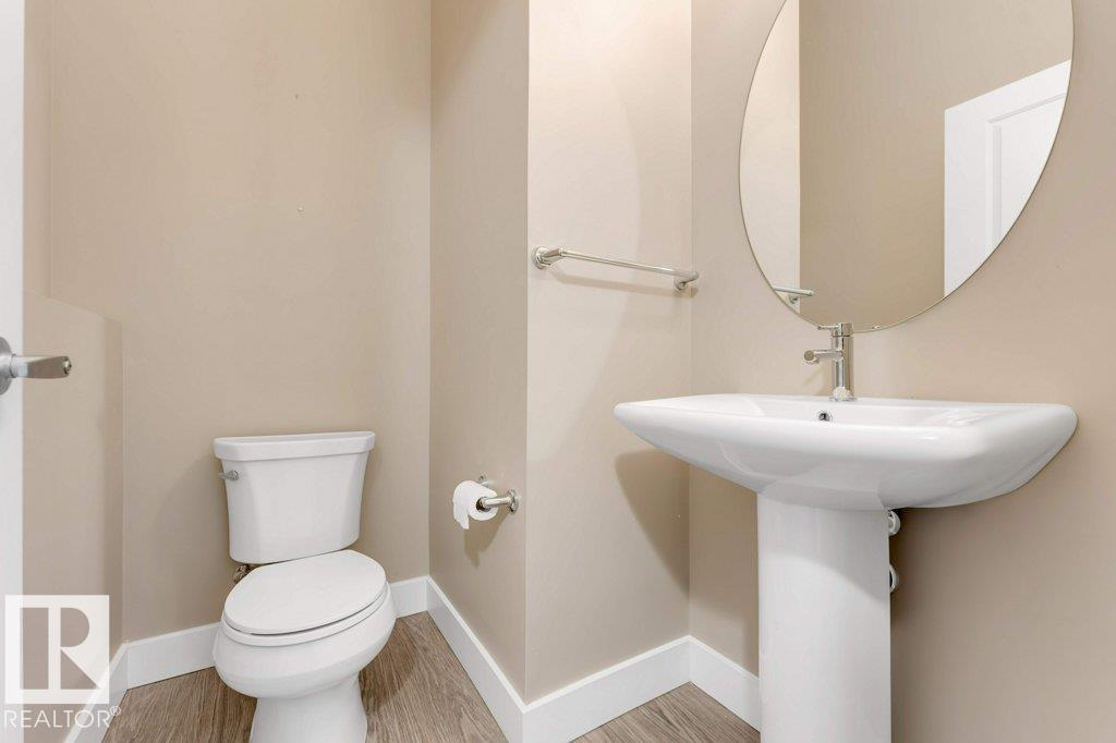 2122 24 ST NW - Image 42