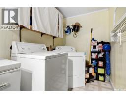 205 1st Avenue, Kelliher, SK S0A1V0 Photo 17