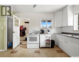205 1st Avenue, Kelliher, SK S0A1V0 Photo 9