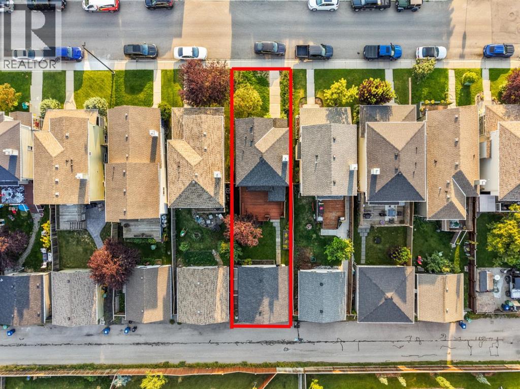 352 Sagewood Park SW - Image 3