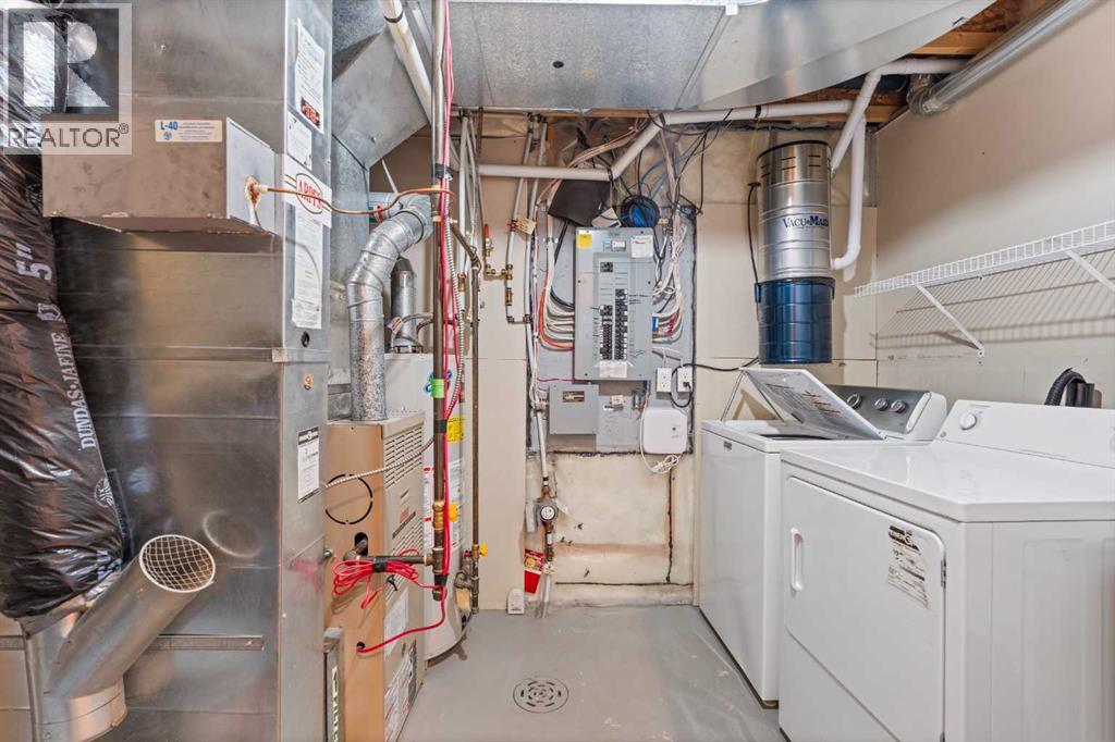 352 Sagewood Park SW - 43