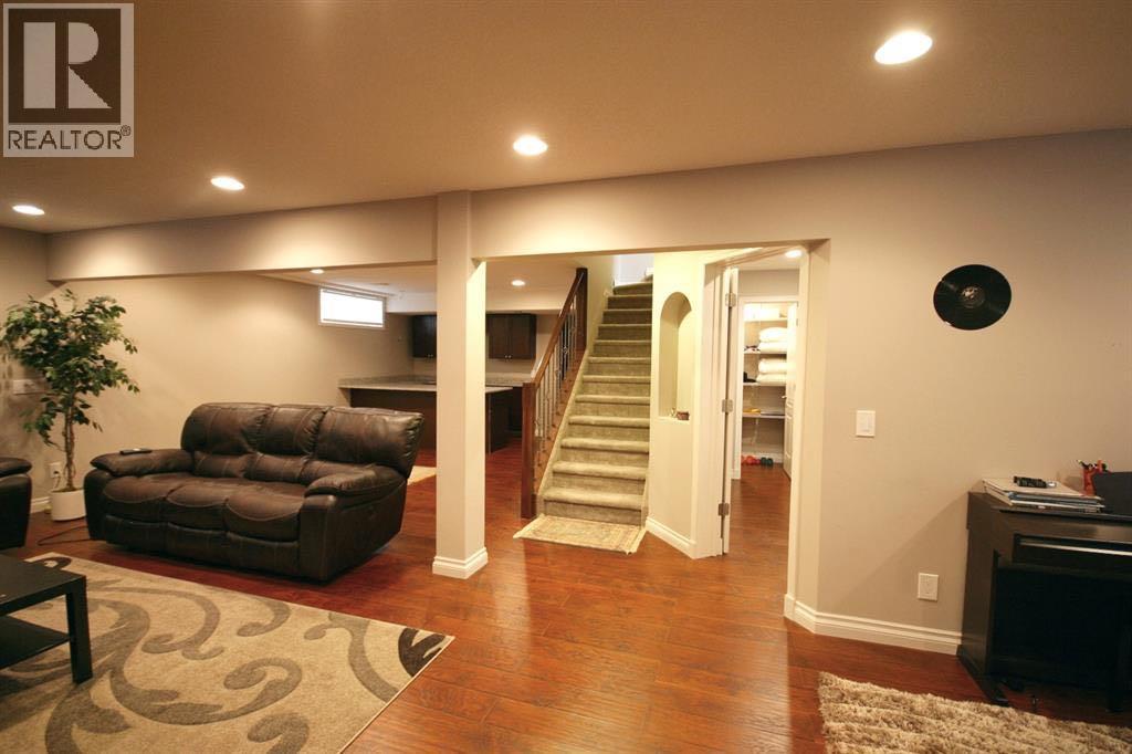 99 Panorama Hills Way NW - Image 35