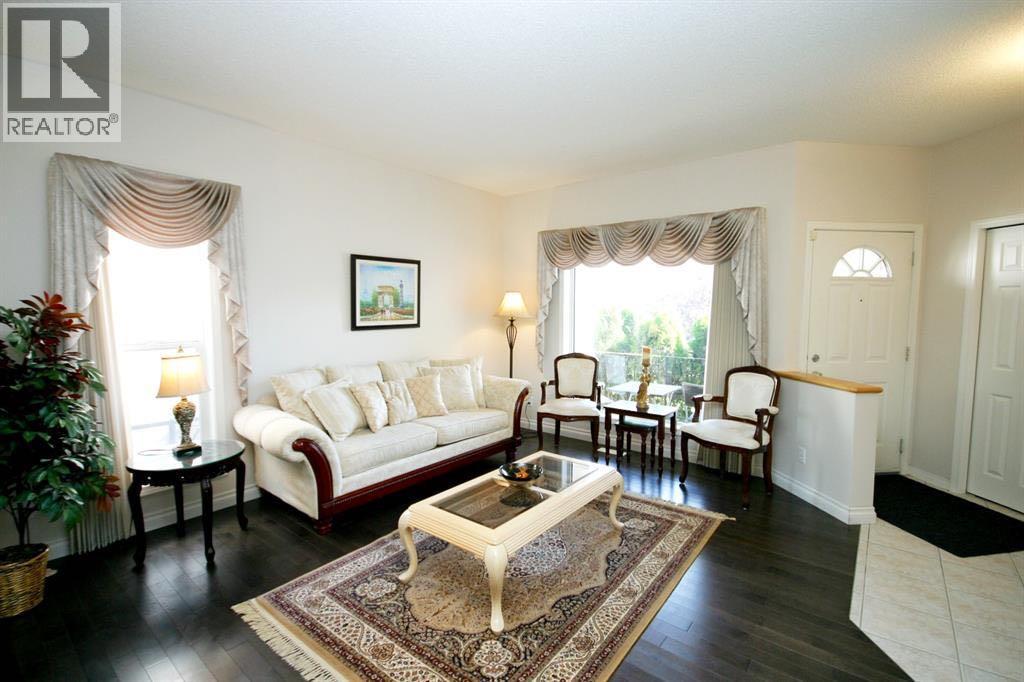 99 Panorama Hills Way NW - 5