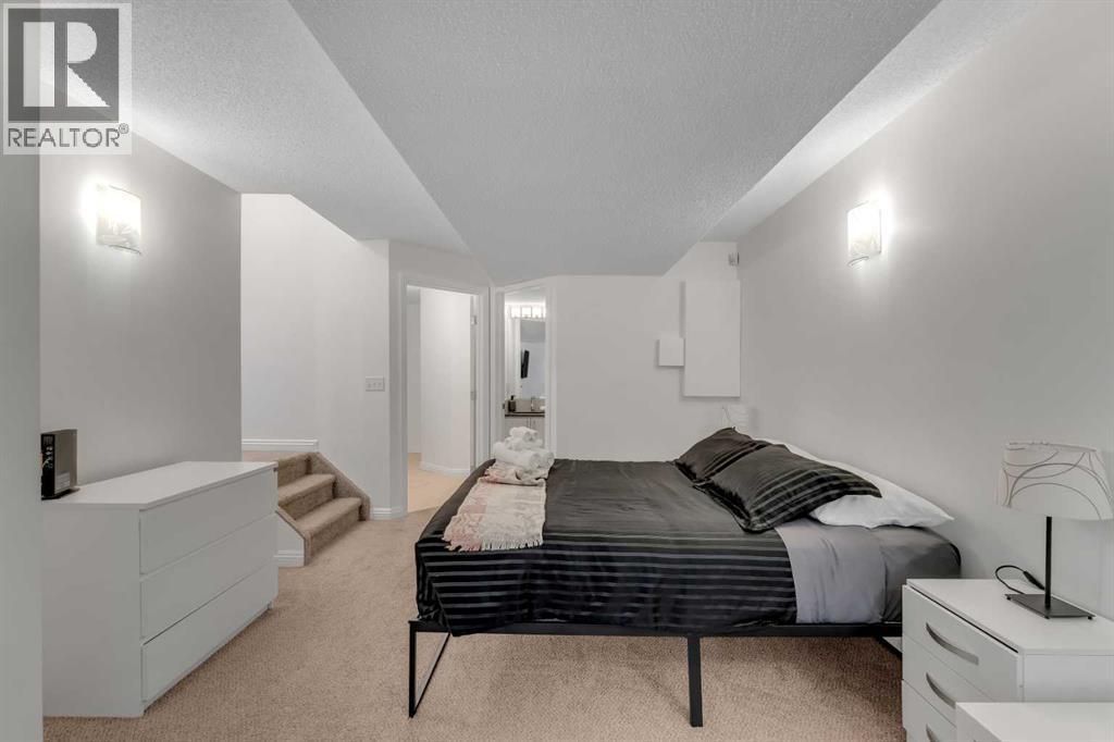 1707 23 Avenue SW - Image 36