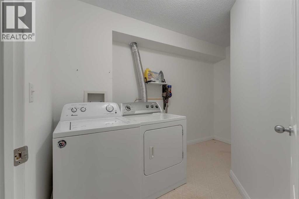 1707 23 Avenue SW - Image 40