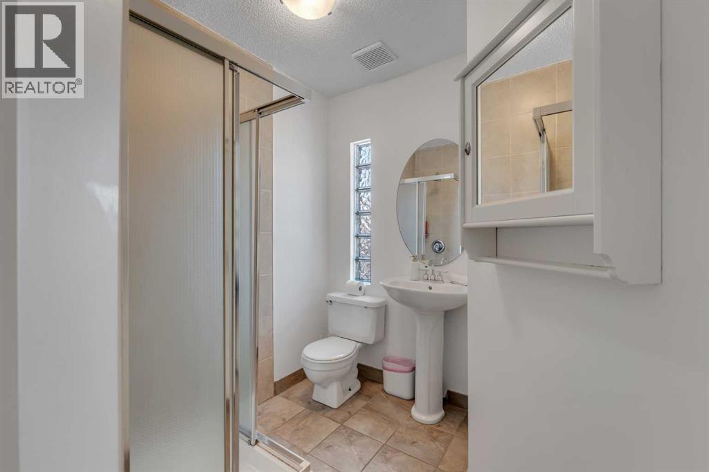 1707 23 Avenue SW - Image 30