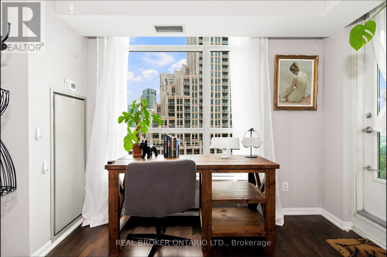 #1312 215 FORT YORK BOULEVARD - Image 4