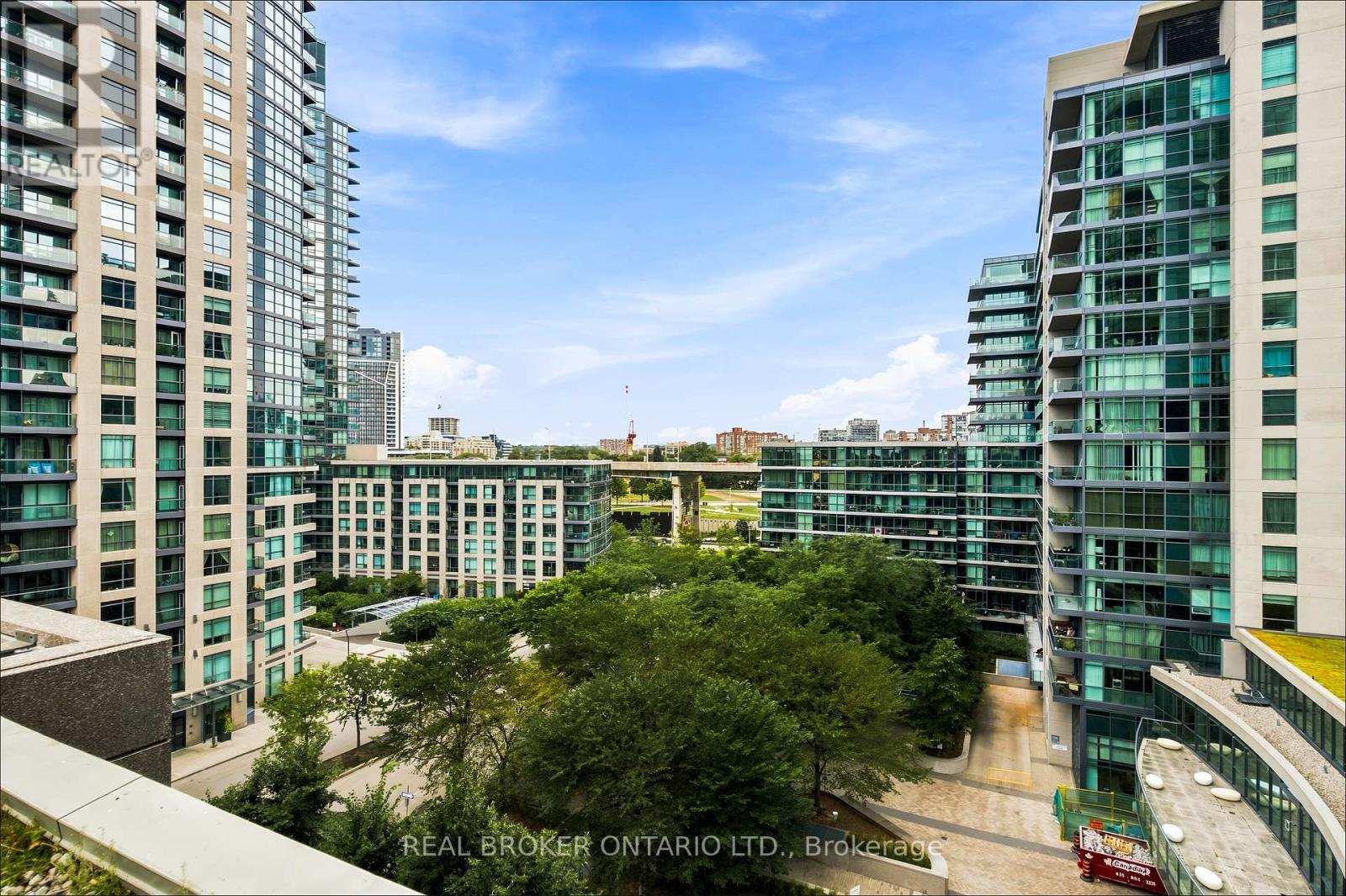 #1312 215 FORT YORK BOULEVARD - Image 41