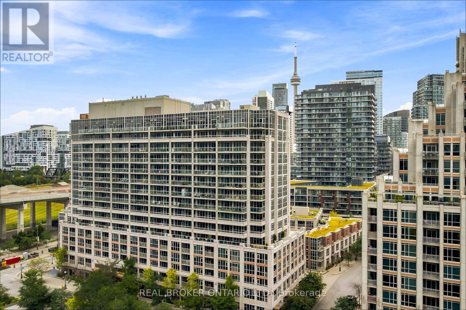 #1312 215 FORT YORK BOULEVARD - Image 9
