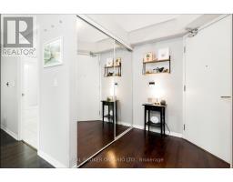 1312 - 215 Fort York Boulevard, Toronto, ON M5V4A2 Photo 16