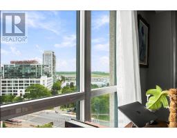 1312 - 215 Fort York Boulevard, Toronto, ON M5V4A2 Photo 25
