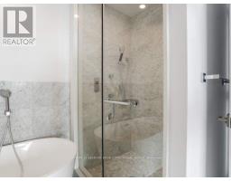 2312 - 488 University Avenue, Toronto, ON M5G0C1 Photo 19