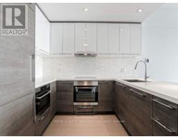 2312 - 488 University Avenue, Toronto, ON M5G0C1 Photo 9