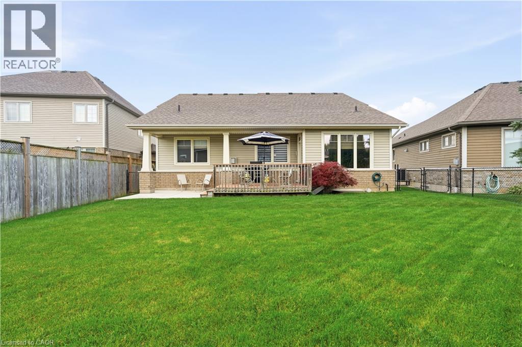 31 STREAMSIDE Drive - 33