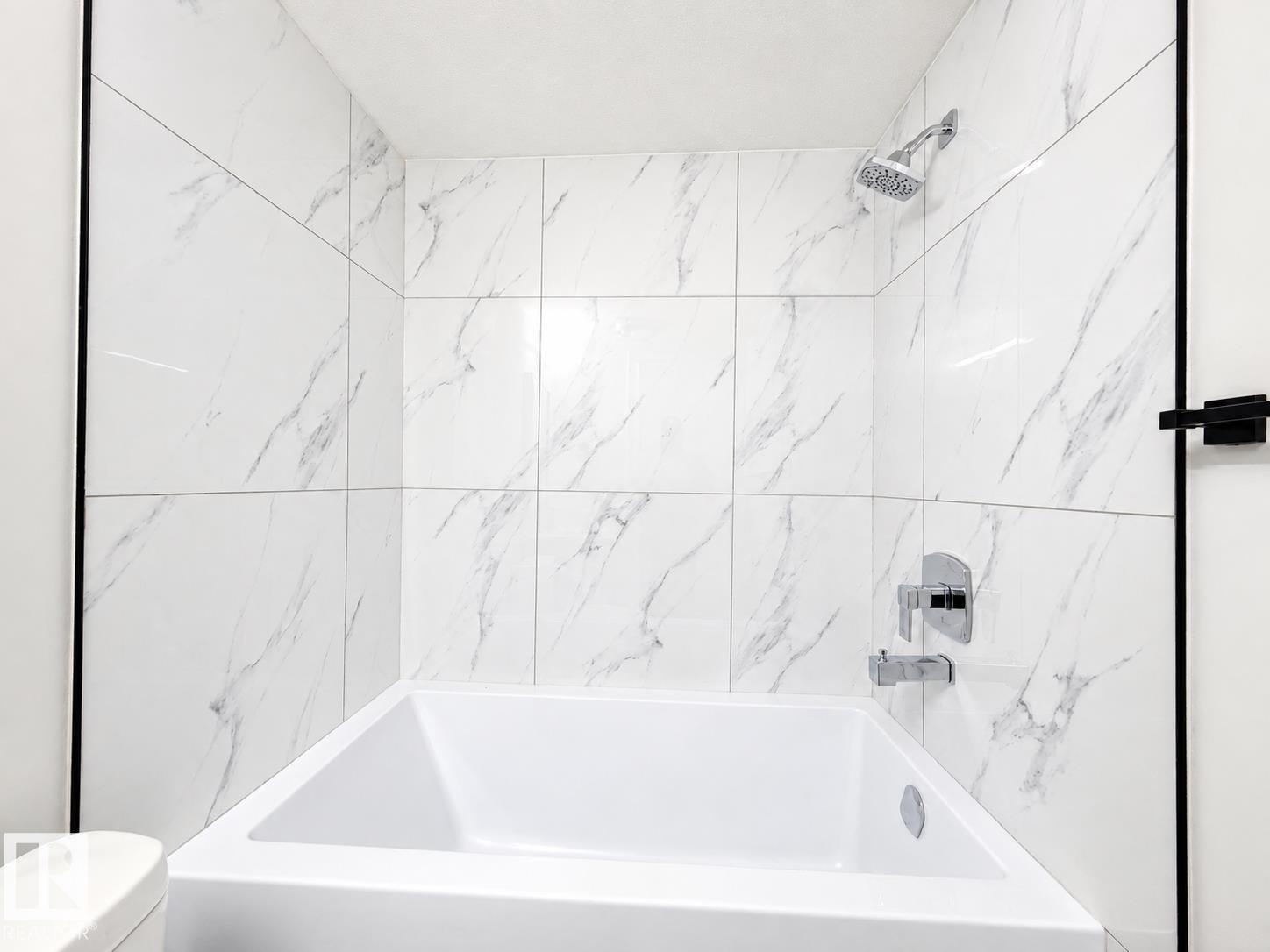 1312 35 ST NW - Image 64