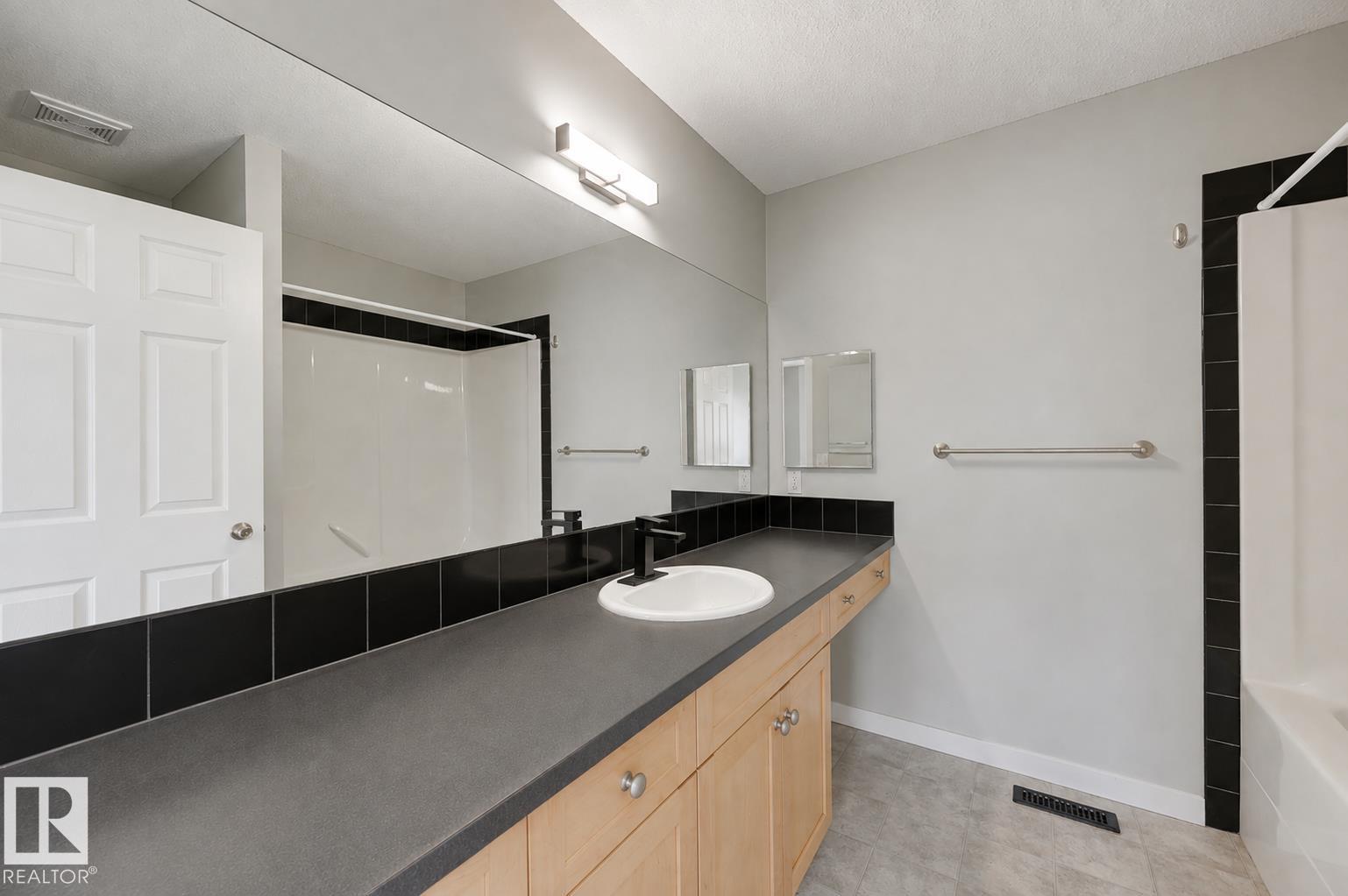 #99 150 EDWARDS DR SW - 24