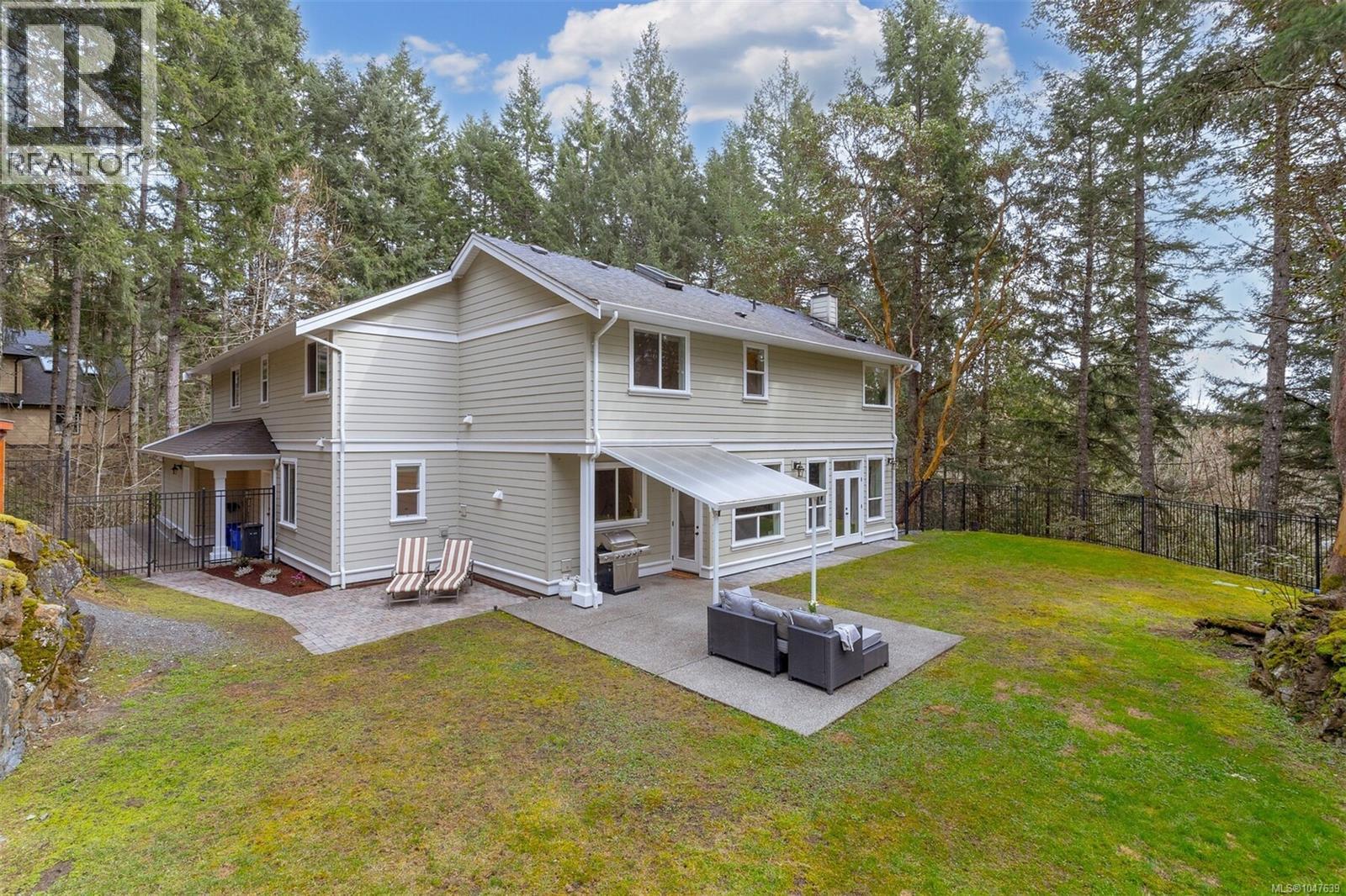 1622 Millstream Rd - 41