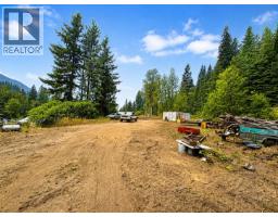 3233 Mabel Lake Road, Enderby, BC V4Y4L4 Photo 11