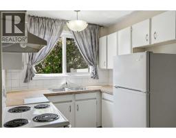 35, 740 Bracewood Drive SW - photo 16