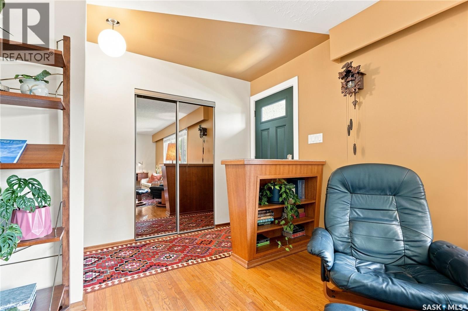 2006 Louise AVENUE - 9