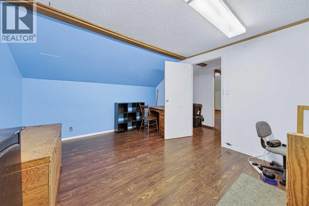 12145 21Ave - Image 35
