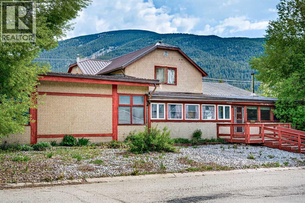12145 21Ave - 1