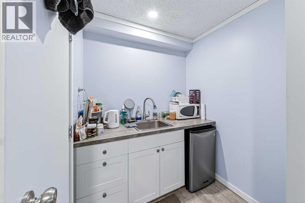 12145 21Ave - Image 45