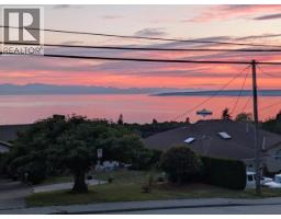 4092 Westview Ave, Powell River, BC  Photo 46