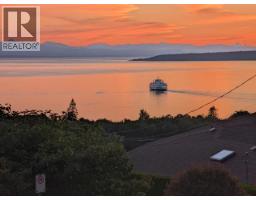 4092 Westview Ave, Powell River, BC  Photo 56