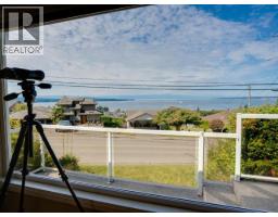 4092 Westview Ave, Powell River, BC  Photo 44
