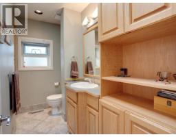 4092 Westview Ave, Powell River, BC  Photo 50