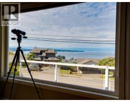 4092 Westview Ave, Powell River, BC  Photo 43