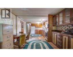 686 Powell Road, Lumby, BC V0E2G7 Photo 7