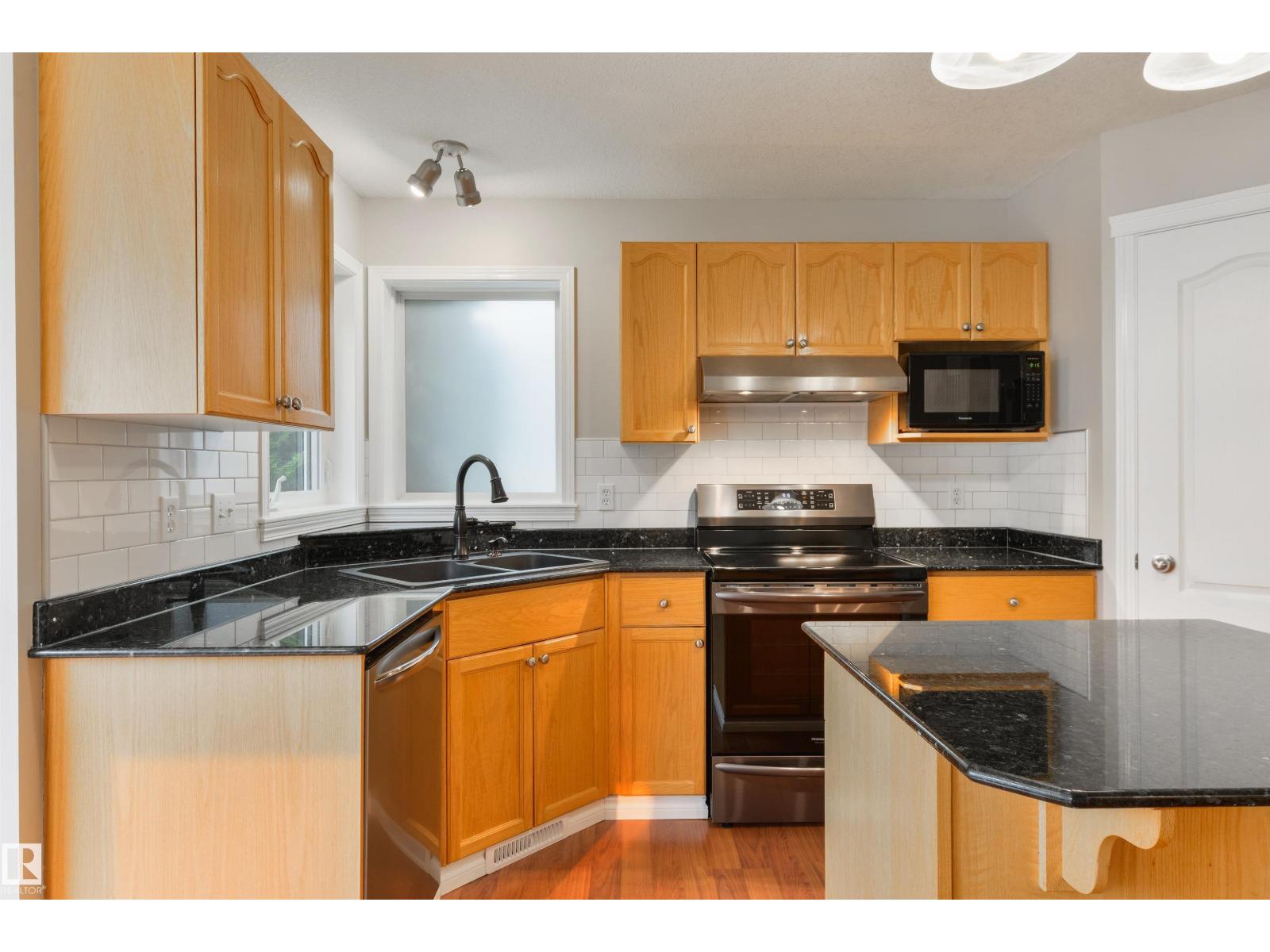 9 HIGHWOOD BV - Image 12