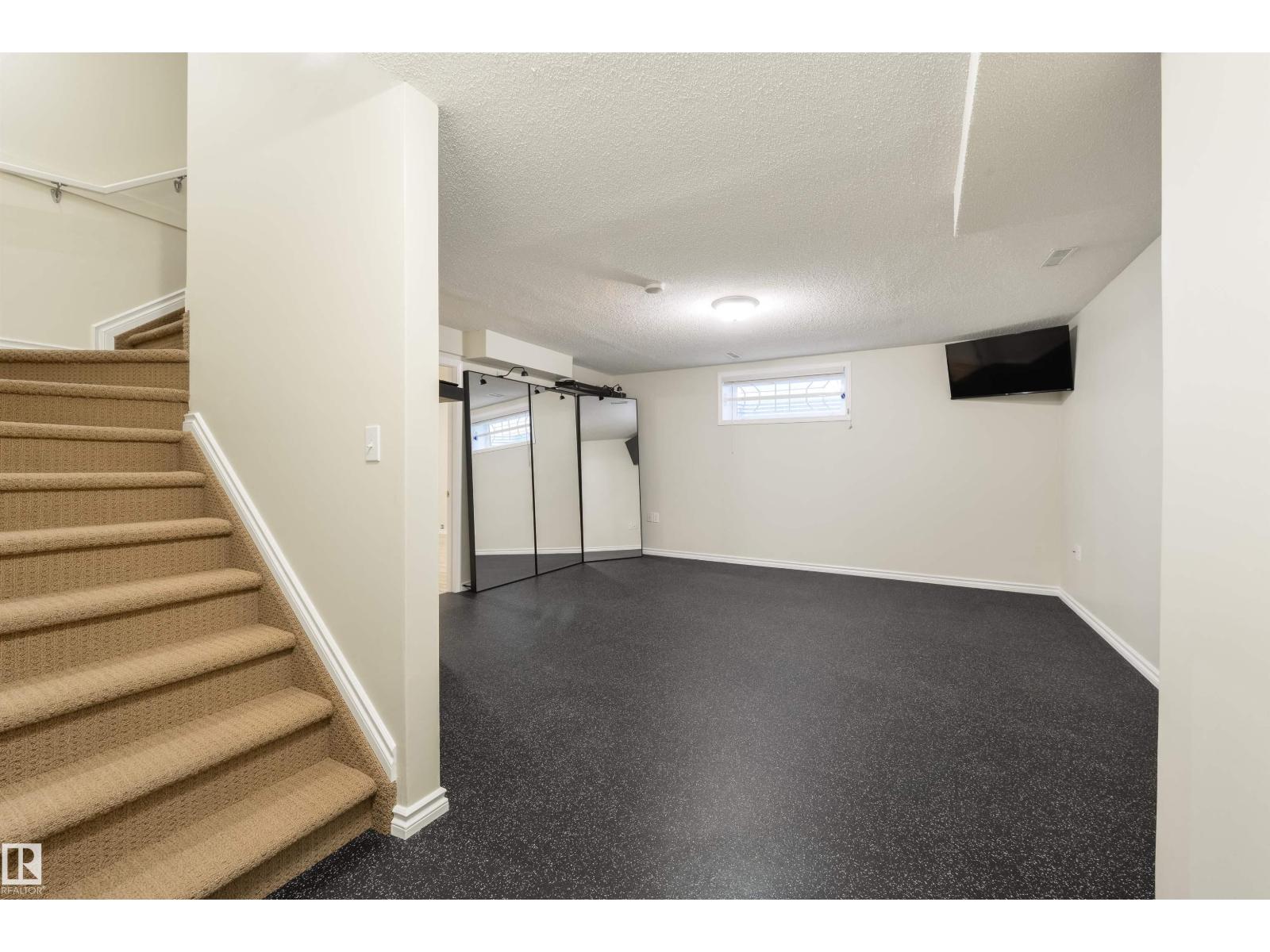 9 HIGHWOOD BV - Image 31
