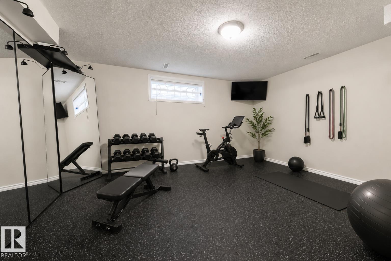 9 HIGHWOOD BV - Image 32