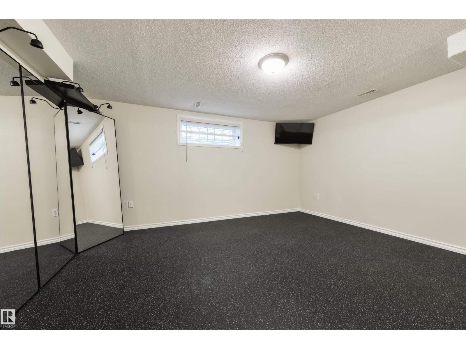 9 HIGHWOOD BV - Image 33