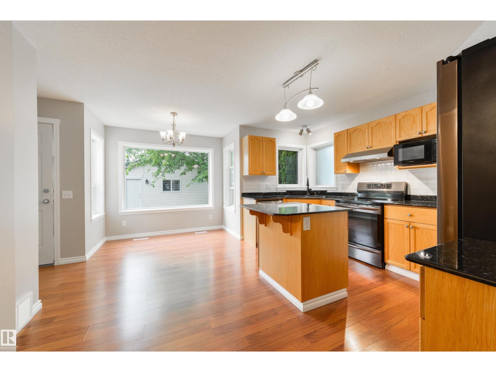 9 HIGHWOOD BV - Image 9