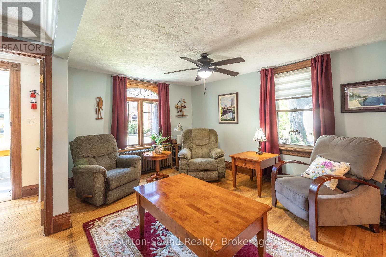 155 5TH  A STREET E - Image 8