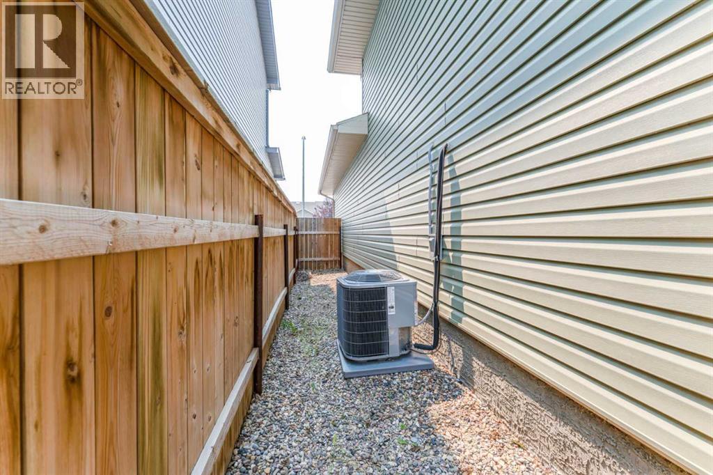 352 CROCUS Terrace W - Image 32