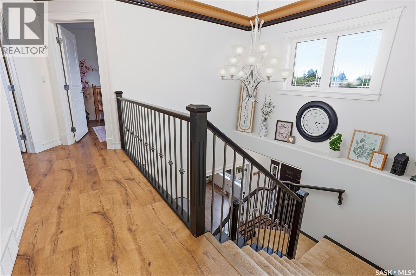 242 Denham CRESCENT - 28