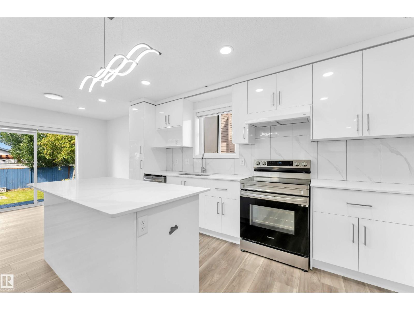 336 WILD ROSE WY NW - 17