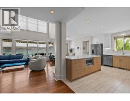 2259 Westside Place, Kelowna, BC V1Z3T5 Photo 18