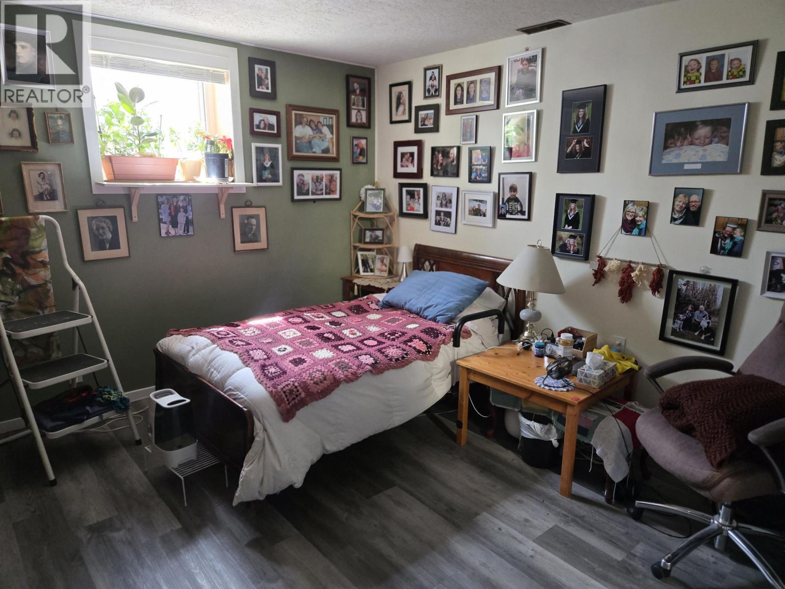 453 HUTCHCROFT STREET - Image 34