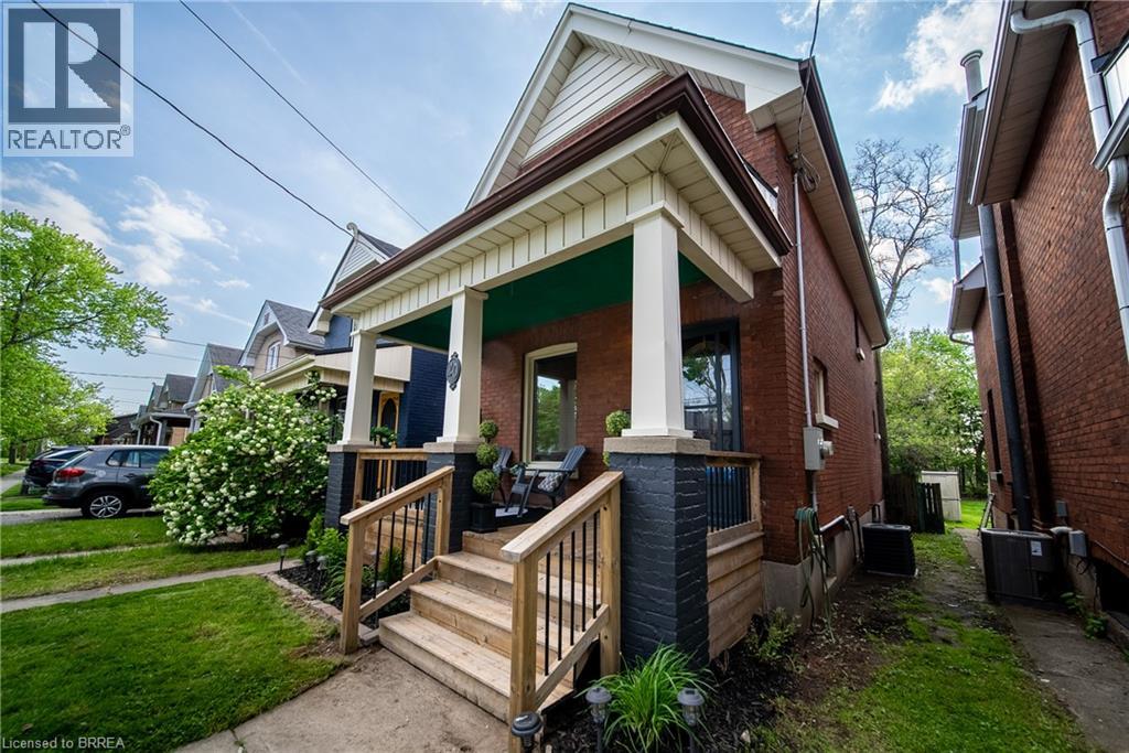20 WELLS Avenue - Image 4